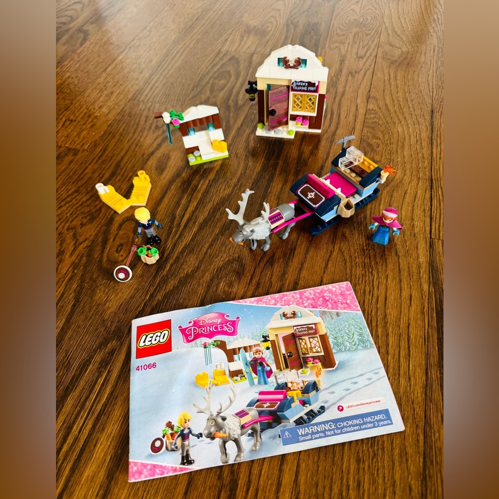 LEGO Disney Anna & Kristoff’s Frozen Adventure Sleigh